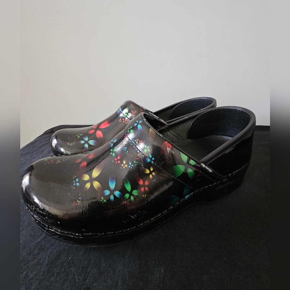 DANSKO Women's Black Patent Leather Floral Slip On Closed Heel Clogs, Shoes
